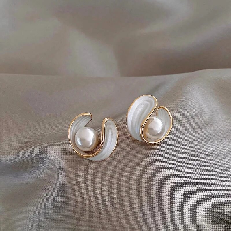 Elegant Gold Earrings with White Opal and Pearls