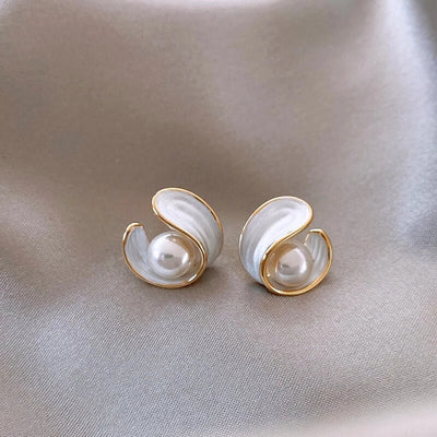 Elegant Gold Earrings with White Opal and Pearls