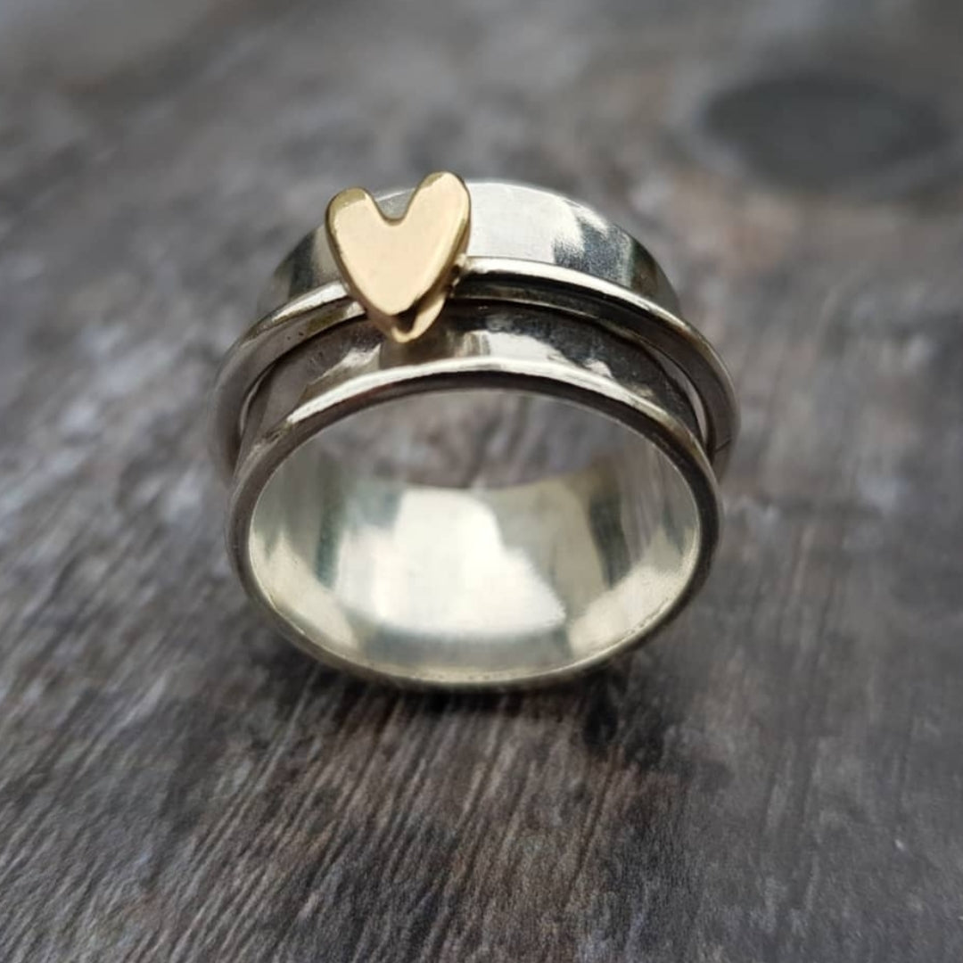 Retro Gold Heart-Shaped Ring with Silver Accents