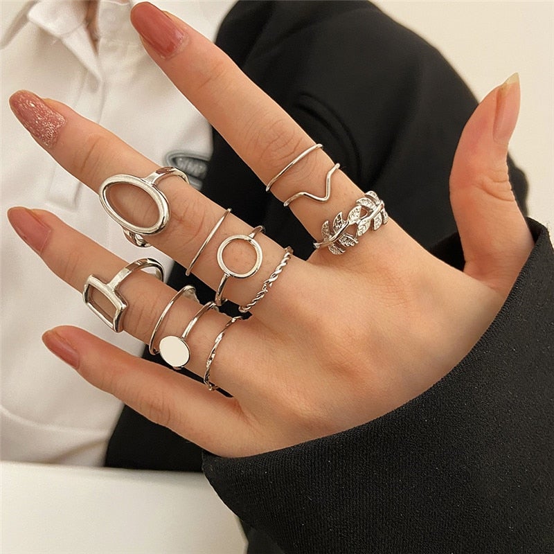 Aspen™ | Set of 11 Vintage Silver Rings