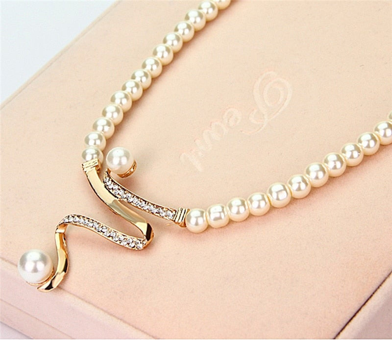 Aspen™ | Natural pearl earring and ring set in silver