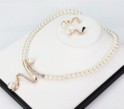 Aspen™ | Natural pearl earring and ring set in silver