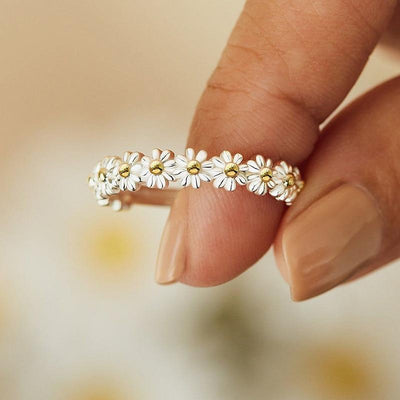 Adjustable Silver Ring with Handmade Enamel and Daisy Pattern
