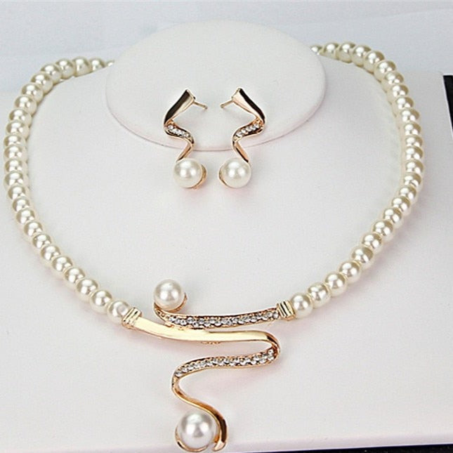 Aspen™ | Natural pearl earring and ring set in silver