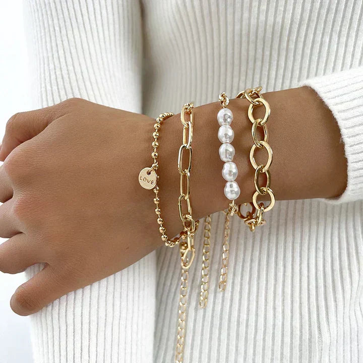 Aspen™ | Set of gold bracelets with a pearl