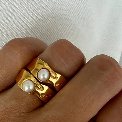 Vintage Natural Gold Ring with Pearl