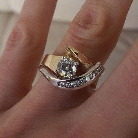 Aspen™ | Irregular Gold and Silver Ring with Zirconia
