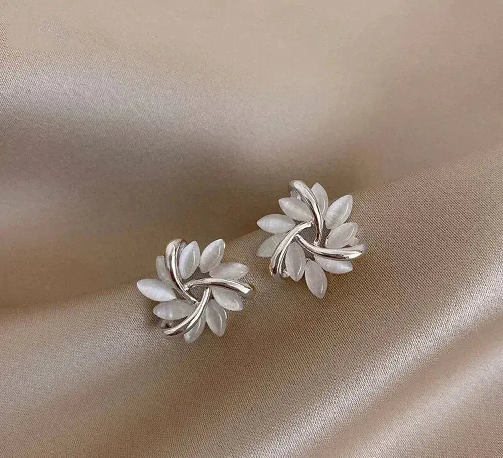 Elegant and Exquisite Opal petal Circle Stud Earrings in Gold