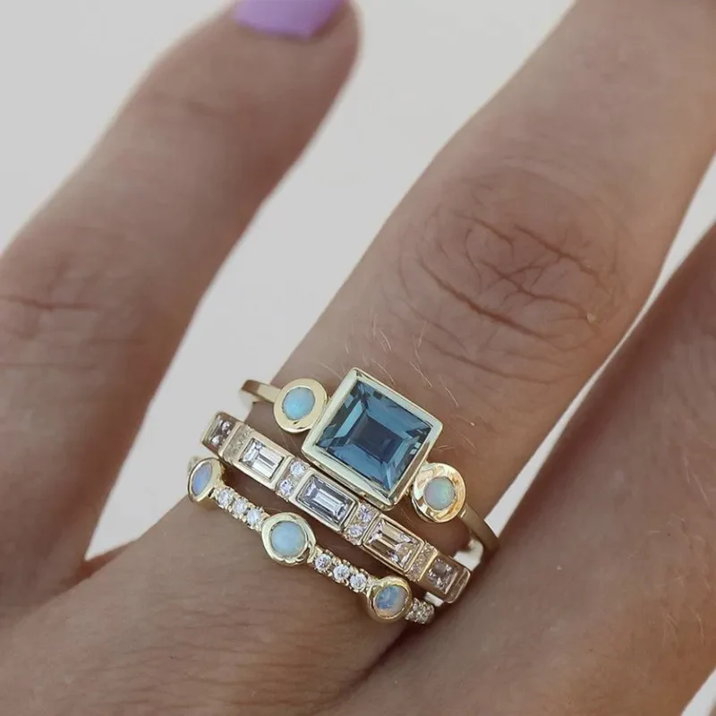 Vintage Style Ring Set with Blue Crystal