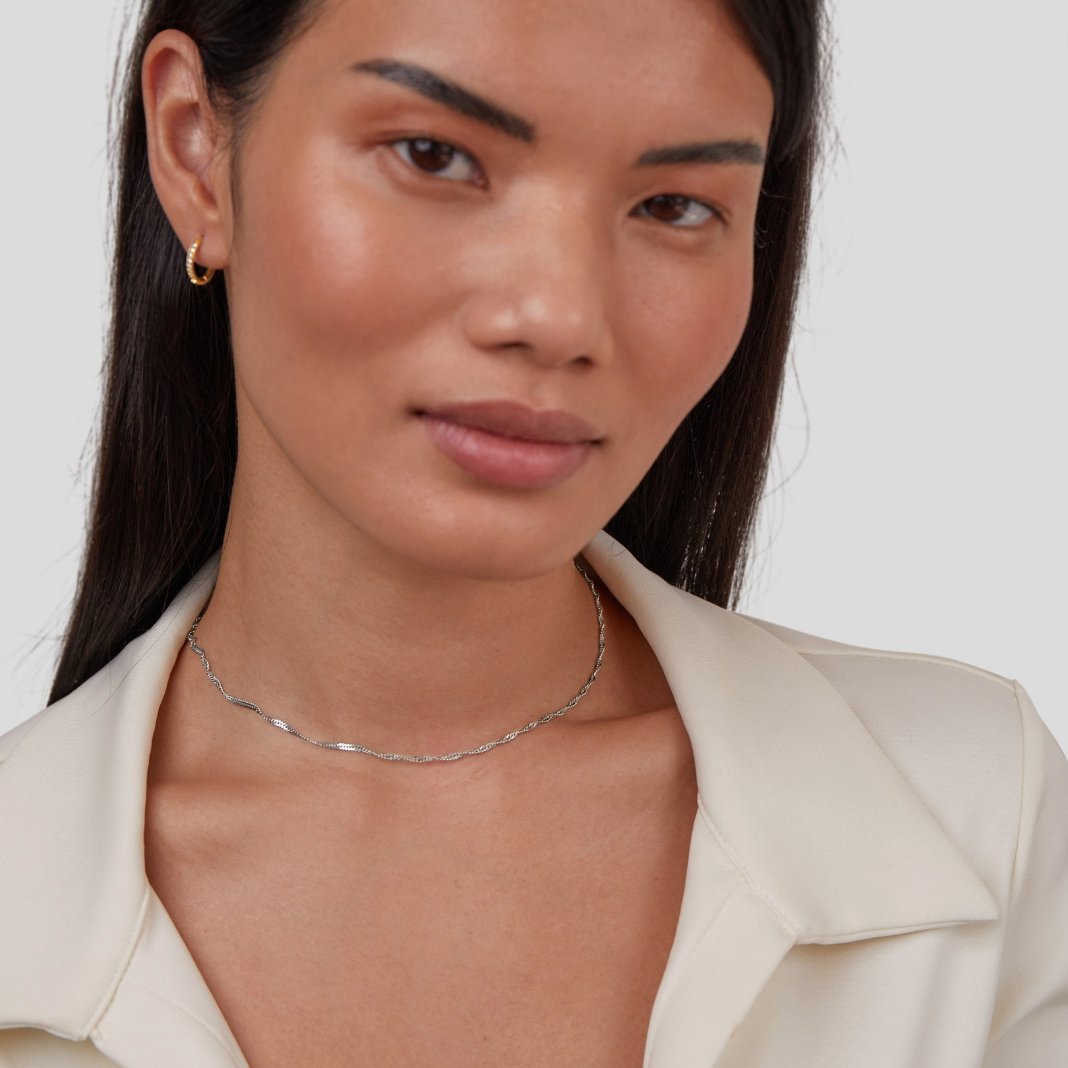 Mira Twisted Silver Necklace