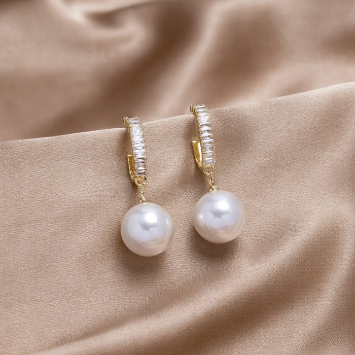 Luxurious Pearl and Zircon Earrings