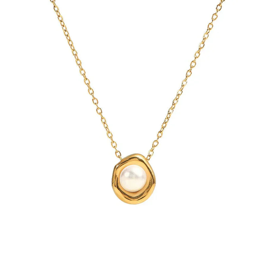 Golden Saltwater Pearl Necklace
