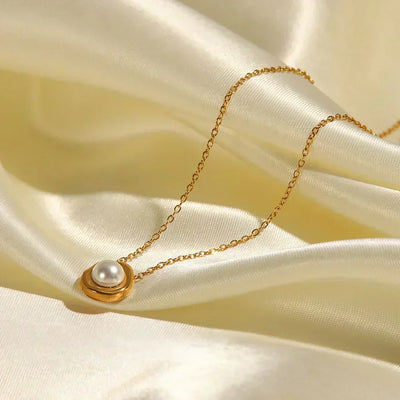 Golden Saltwater Pearl Necklace